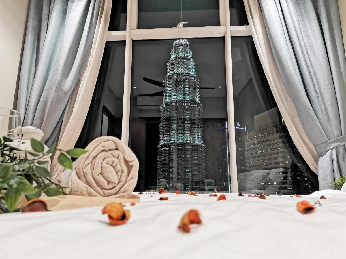 Sky Suites Klcc Homestay By Birdy Stay Kuala Lumpur Extérieur photo